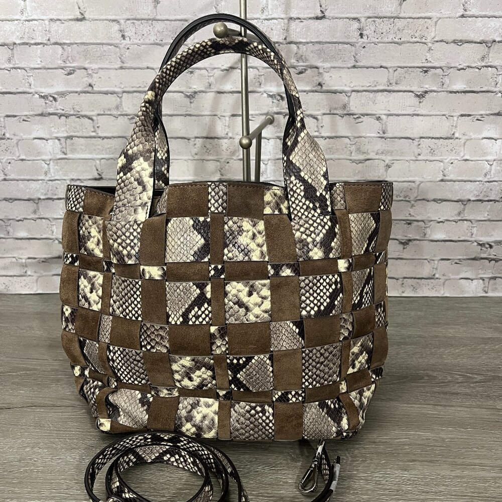 Michael Kors Vivian Medium Tote, Color Dark Dune